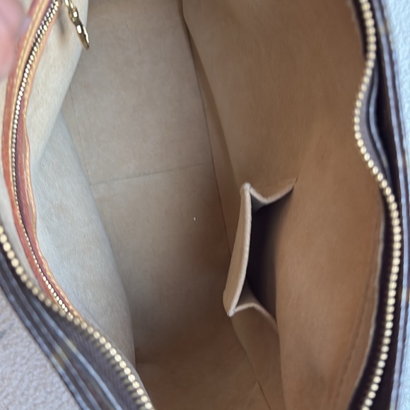 Original LV mg. - Picture 5 of 15